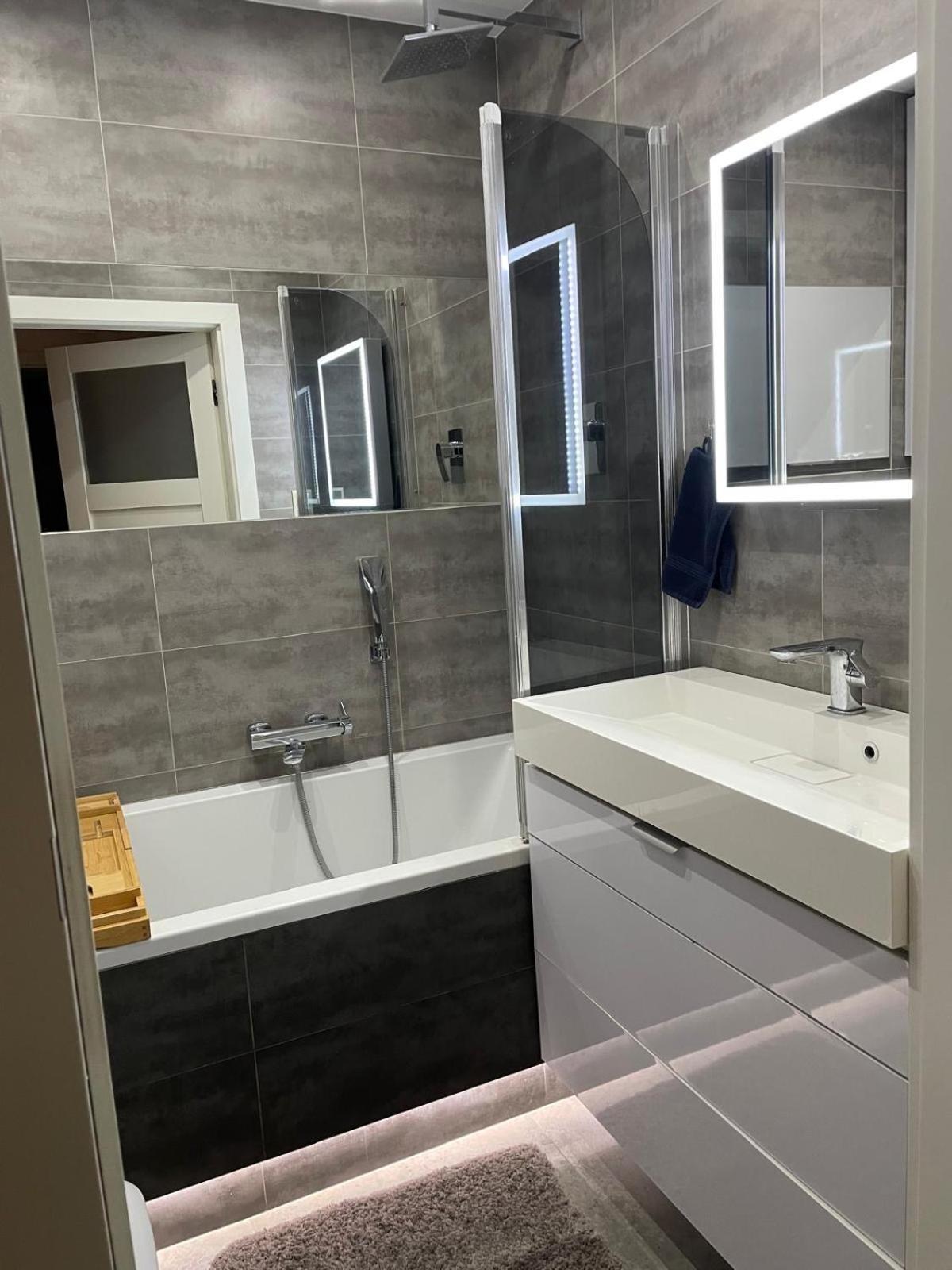 Zielone Tarasy Krakow Crakow Apartment Ngoại thất bức ảnh